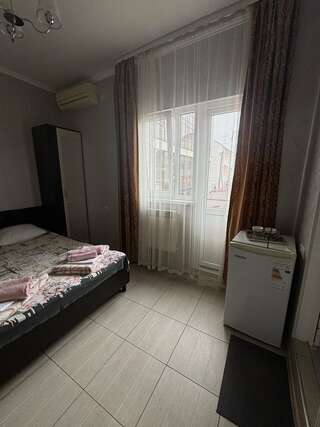 Гостиница Ruzanna Inn Адлер Двухместный номер с 1 кроватью и балконом-7