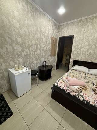 Гостиница Ruzanna Inn Адлер Двухместный номер с 1 кроватью и балконом-2