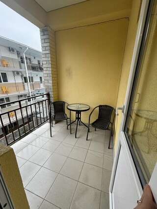 Гостиница Ruzanna Inn Адлер Двухместный номер с 1 кроватью и балконом-3