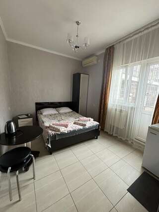 Гостиница Ruzanna Inn Адлер Двухместный номер с 1 кроватью и балконом-6